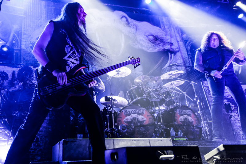 Testament-3430