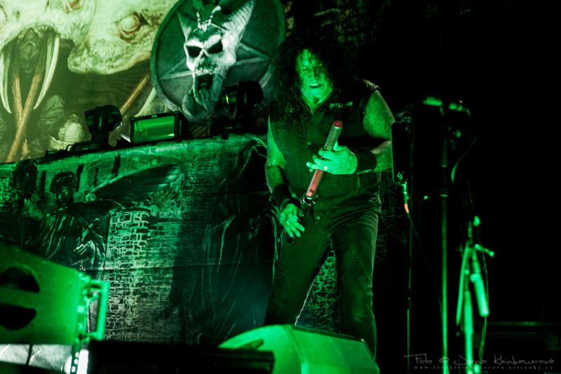 Testament-3503